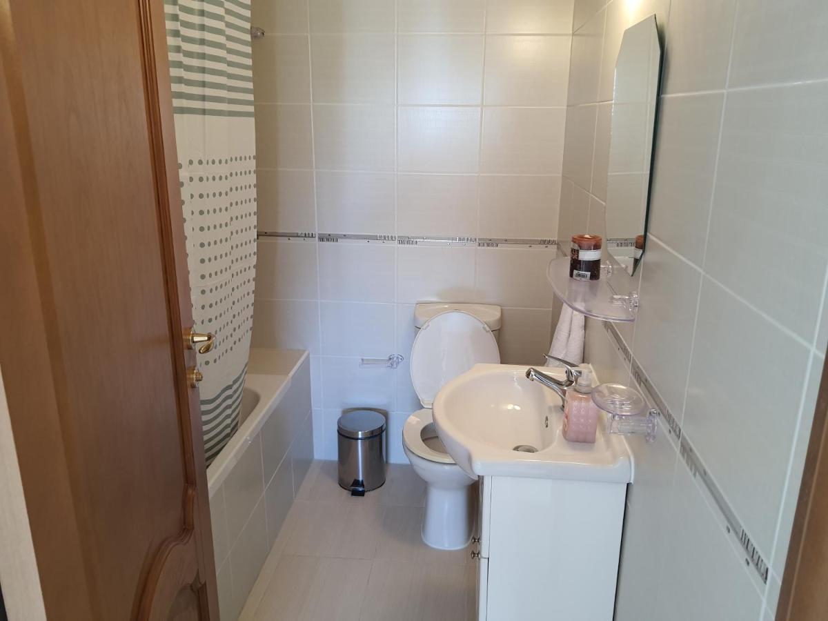 Lovely Apartment At The City Center Of Paphos Exterior foto